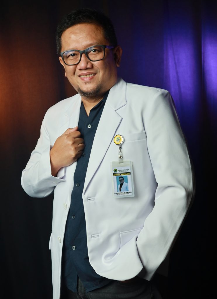 dr. HENKY AGUNG NUGROHO, Sp.B(Onk), M.Si.Med